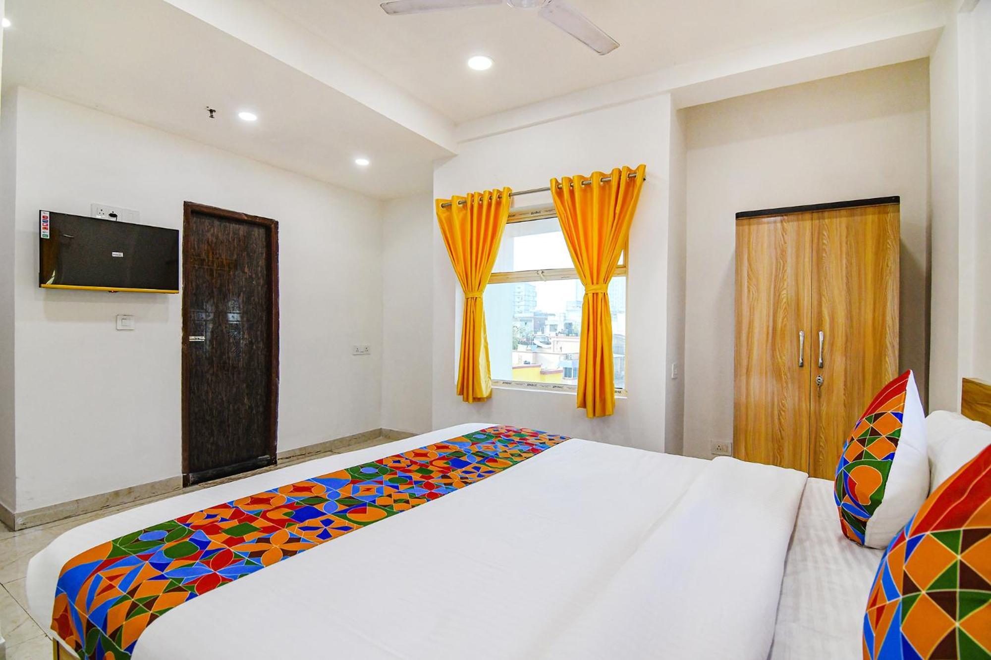 Fabhotel Grand Hazra Inn - Nr Ballygunge Station Calcutá Exterior foto